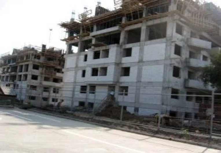 180 autorizatii de munca anulate la cererea angajatorilor