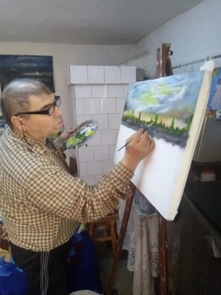 Cat castiga un pictor amator?