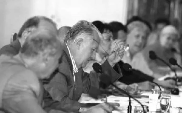 "Este hazliu ce se intampla"