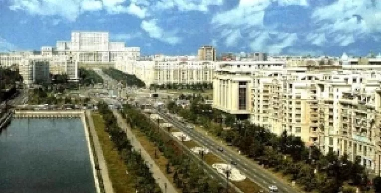 Experimentul urbanistic 1965-1990: Demolarea, uitarea si distrugerea trecutului cu scopul de a crea un nou oras destinat omului nou (1)