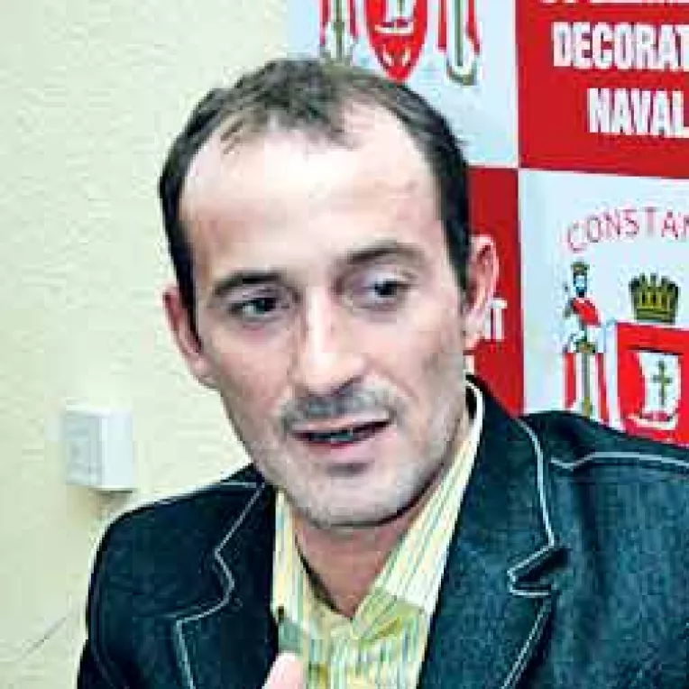 Mazare il acuza pe Corlatean ca e mana-n mana cu Stanca si prefectul