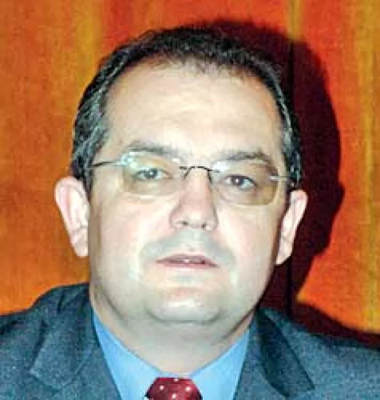 Partidul Democrat si Partidul Liberal Democrat fuzioneaza in Partidul Democrat Liberal