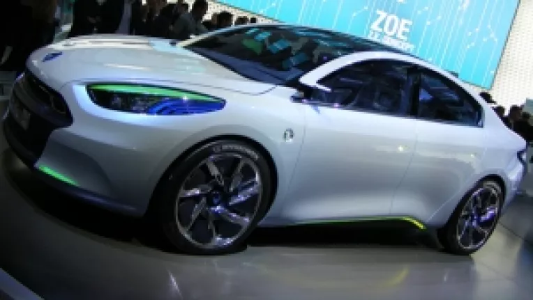 Renault la Salonul Auto de la Frankfurt: Modelul Fluence cu propulsie electrica va fi lansat in Romania, in anul 2011