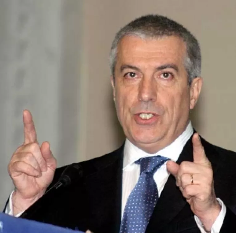 Sub presiunea voturilor pentru buget, Guvernul decide majorarea pensiilor la 1 noiembrie