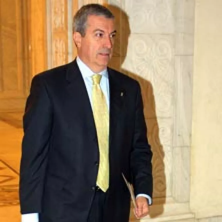 Tariceanu promite ca nu va incerca sa cumpere presa
