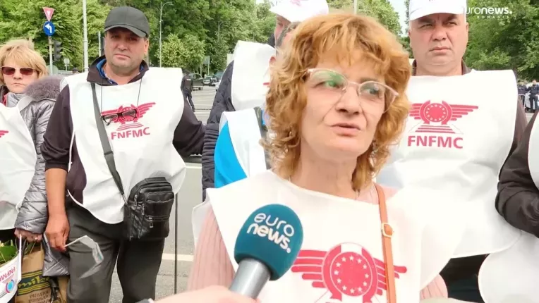 Taxarea salariilor scoate sindicatele in strada. 3.000 de sindicalisti au protestat la Guvern