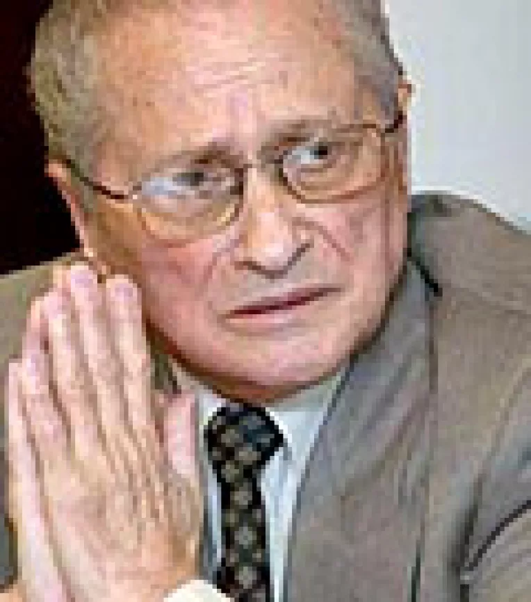 Ticu Dumitrescu: Zeci de judecatori au dosare de ofiteri de Securitate